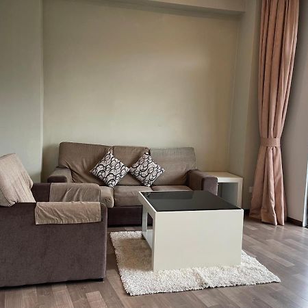 Nova Apartments Near Kea Farm บรินชัง ภายนอก รูปภาพ